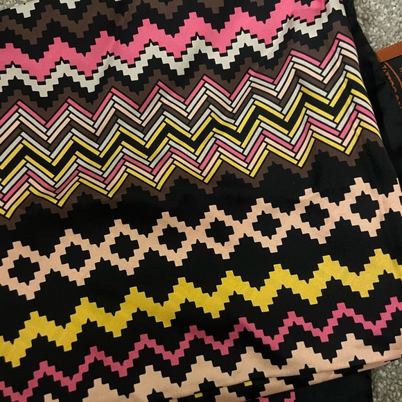 Missoni Multicolor Zigzag Scarf - Picture 4 of 4